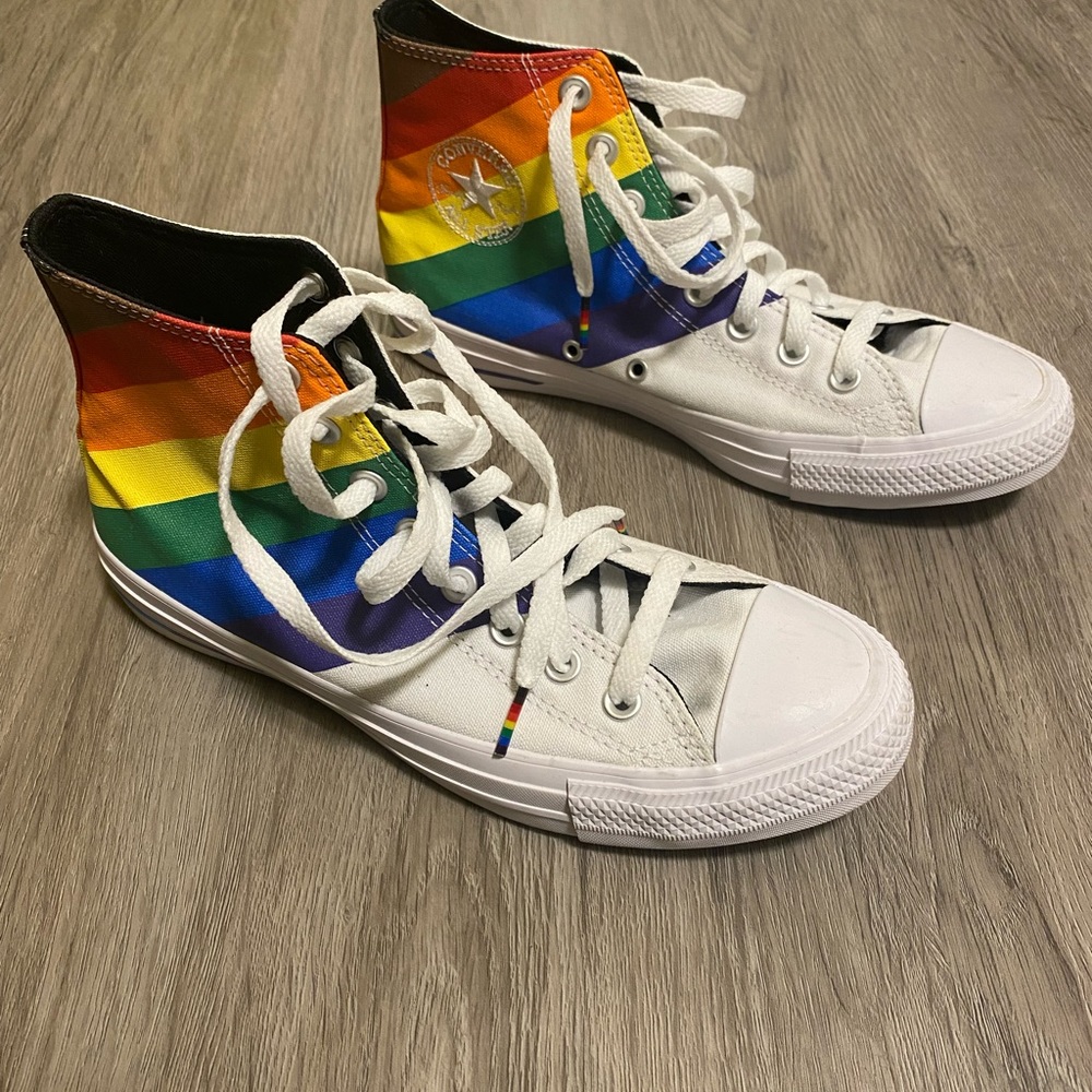 Women size 9 mens size 7 worn once